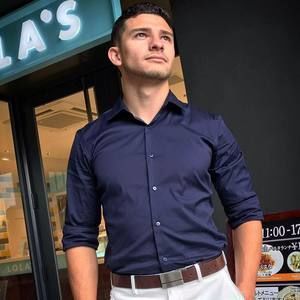 Meet your Posher, Adam